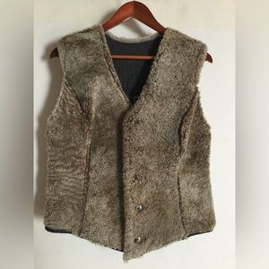 GENUINE Shearling reversible leather vest